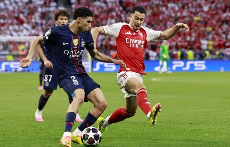 Arsenal thanh lý 4 sao diễn ra khi CLB cần cân bằng danh hiệu và tài chính