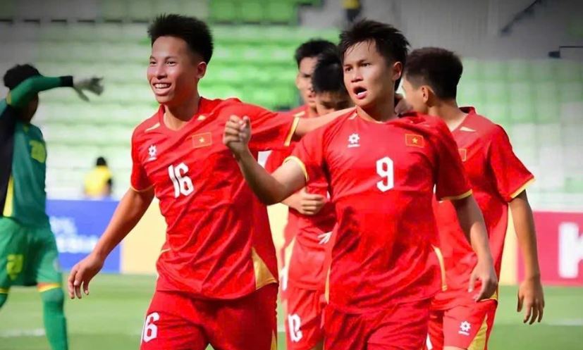 U19 Việt Nam có vị thế thuận lợi trong cuộc đua giành vé vào bán kết
